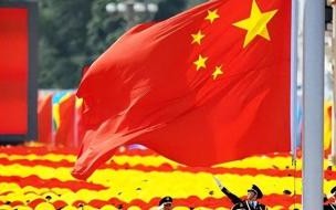 无人机炸机砸到人怎么办 剧组拍戏砸学生无人机